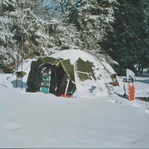 tent1.jpg