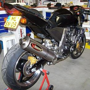 Akrapovic
