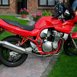 moto 2 (600 x 450).jpg