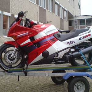cbr1000a.jpg