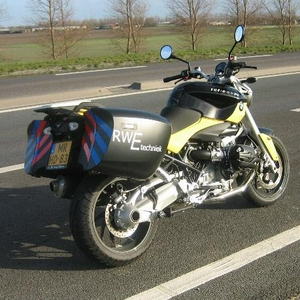 24-R1200R.JPG