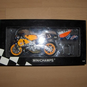 Ukawa2001.JPG