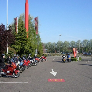 semi_02.jpg