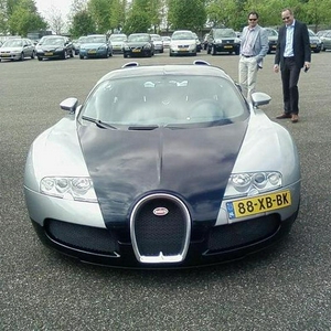 bugatti.JPG