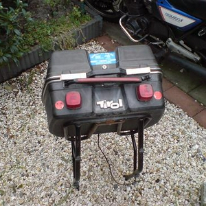 te koop topkoffer Krauser en windscherm