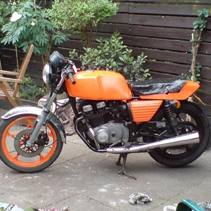 Suzuki gsx 250 caferacer