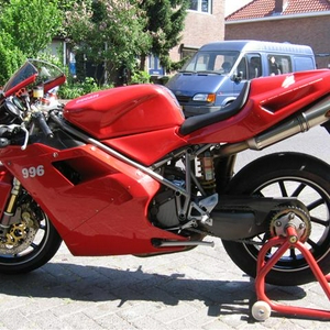 Ducati 996
