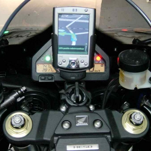tomtom1.jpg