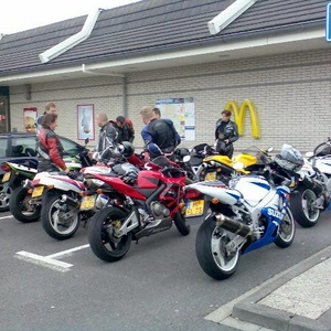 Mac Emmen 1.jpg