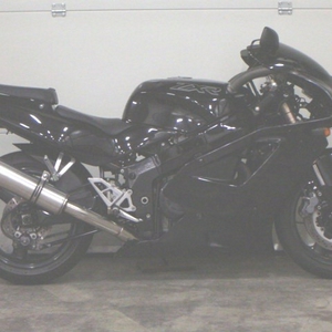 kawasaki zxr 750.jpg