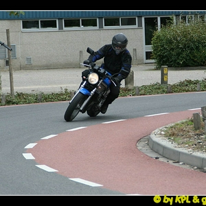 400 meet 038-border.jpg