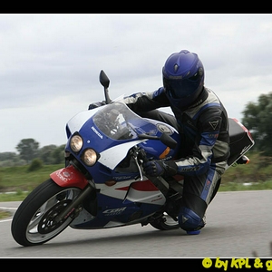 400 meet 198-border.jpg