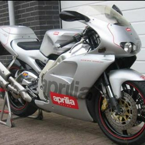 aprilia1.JPG