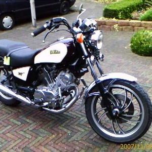 Yamaha xv750SE