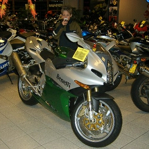 SA501845.JPG