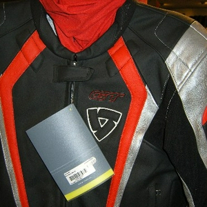 SA501850.JPG