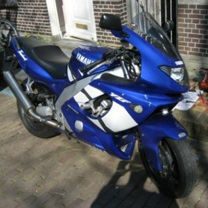 Thundercat YZF600R, bouwjaar 2002, 17000 km, VrPr 4750,-