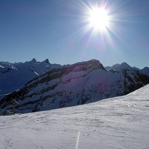 Stoos_zon_klein.jpg