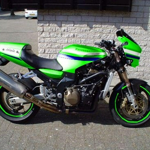 ZX12R_Groen_strepen.jpg