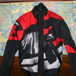 GSXRvest1.jpg