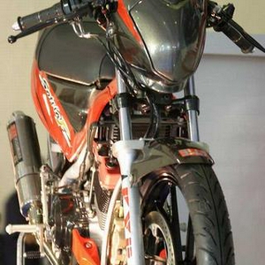 lampu-depan-ala-ala-K3-ngancam-betul.jpg