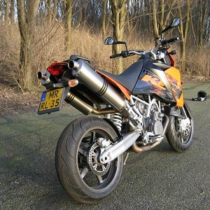 ktm 950 sm 008.jpg
