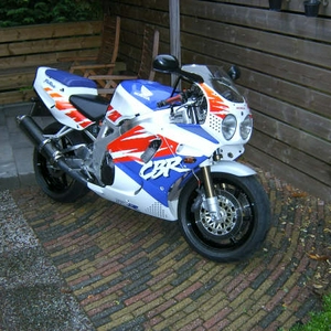 Te koop CBR 900 van 1992