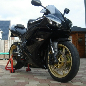 R1.jpg