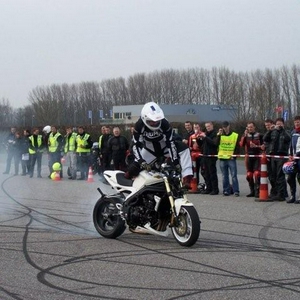 Stunt 2.jpg