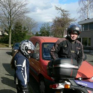 Outdoor Man en draakje 2.jpg