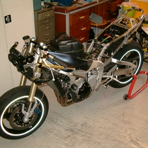 r1 klein.JPG