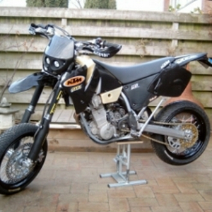 ktm.JPG