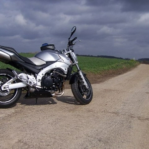 gsr 600 2006