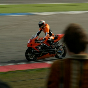 PICT6633 (cropped) (800x600).jpg