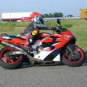 aker12.jpg