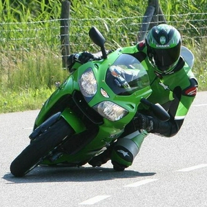 knee (Medium).JPG
