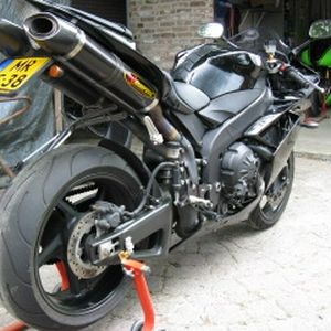 r1 001.jpg