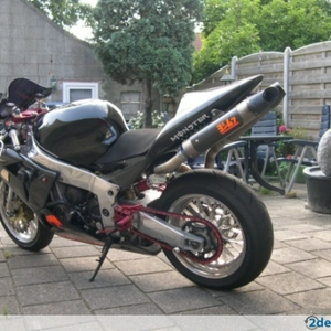 49310199-super-mooie-kawa-zx7-compleet-carbon-projectfiets-mega.jpg