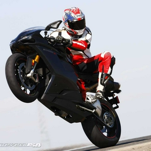 Ducati_1098_14.jpg