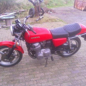 CB 750 - 01