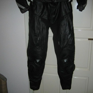 broek.JPG