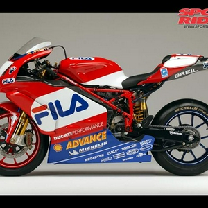 ducati_999_fila_race (Small).jpg