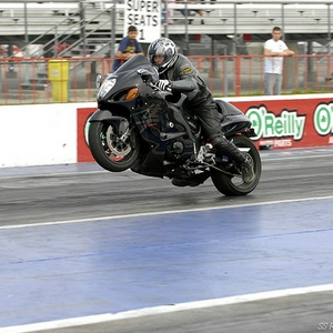8424-2002-Suzuki-Hayabusa.jpg