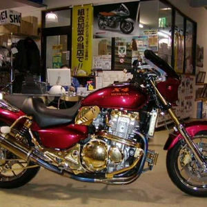 honda_x4_a1207204456b1657734_orig.jpg