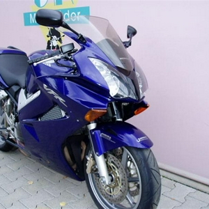 Nieuwe VFR 800 3