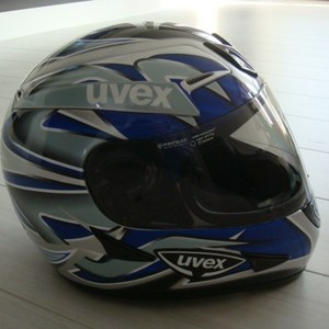 Uvex RS 730 helm