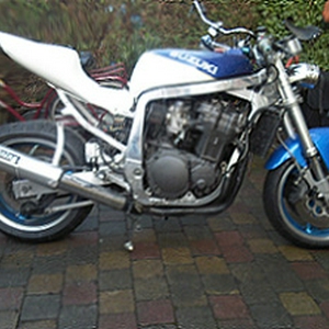 gixx 1100.jpg