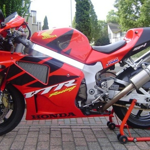sp1stand.jpg