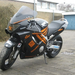 cbr 1klein.JPG