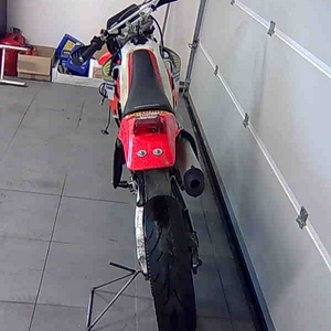B2.jpg
